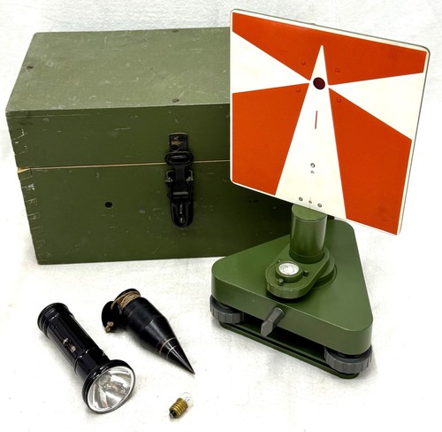 Zieltafel mit dreifuß und - zieltafel,